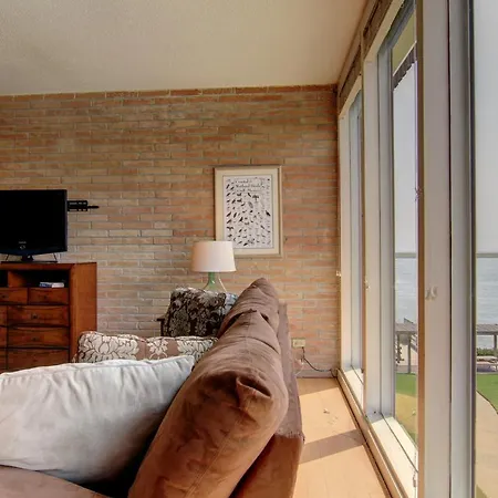 Channelview 213